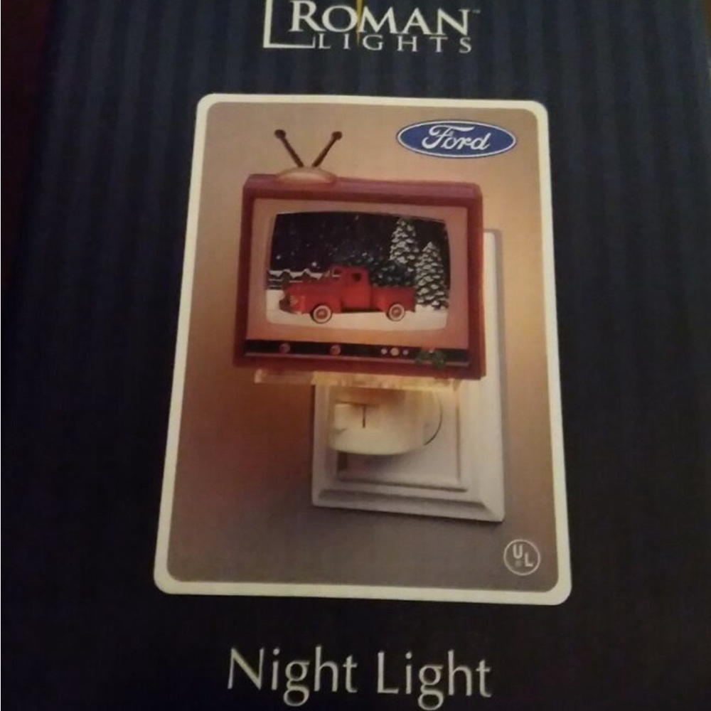Roman Light . NWT